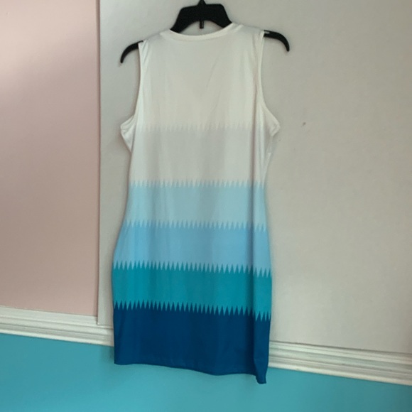 Sleeveless Ombre Blue Mini Dress - Picture 3 of 5